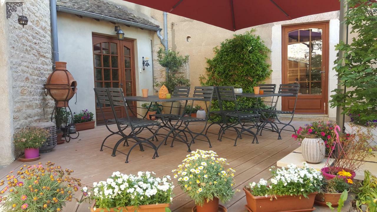 B&B Des Histoires D'Anges - Cote Jardin - Accueil Velo Tournus Exterior foto